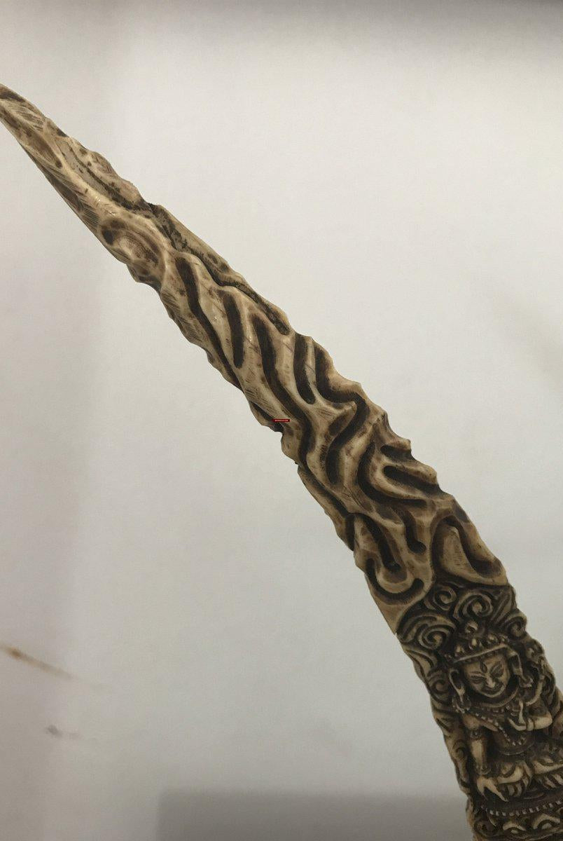 1309 Paar antike tantrische buddhistische Hornschnitzereien aus dem 19. Jahrhundert-WOVENSOULS-Antike-Vintage-Textilien-Kunst-Dekor