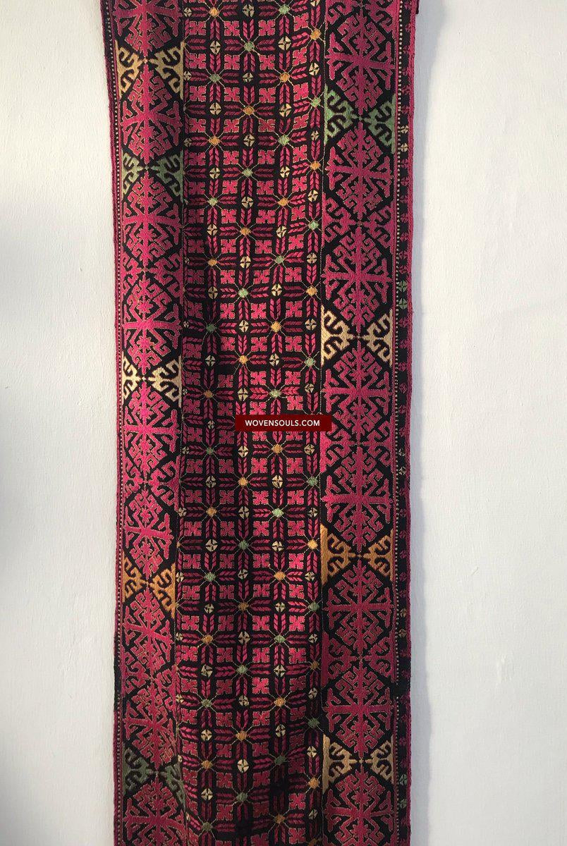 Pannello turbante in tessuto antico del 1351 con ricamo da Kohistan / Swat-WOVENSOULS-Arredamento artistico-tessile-vintage-antico