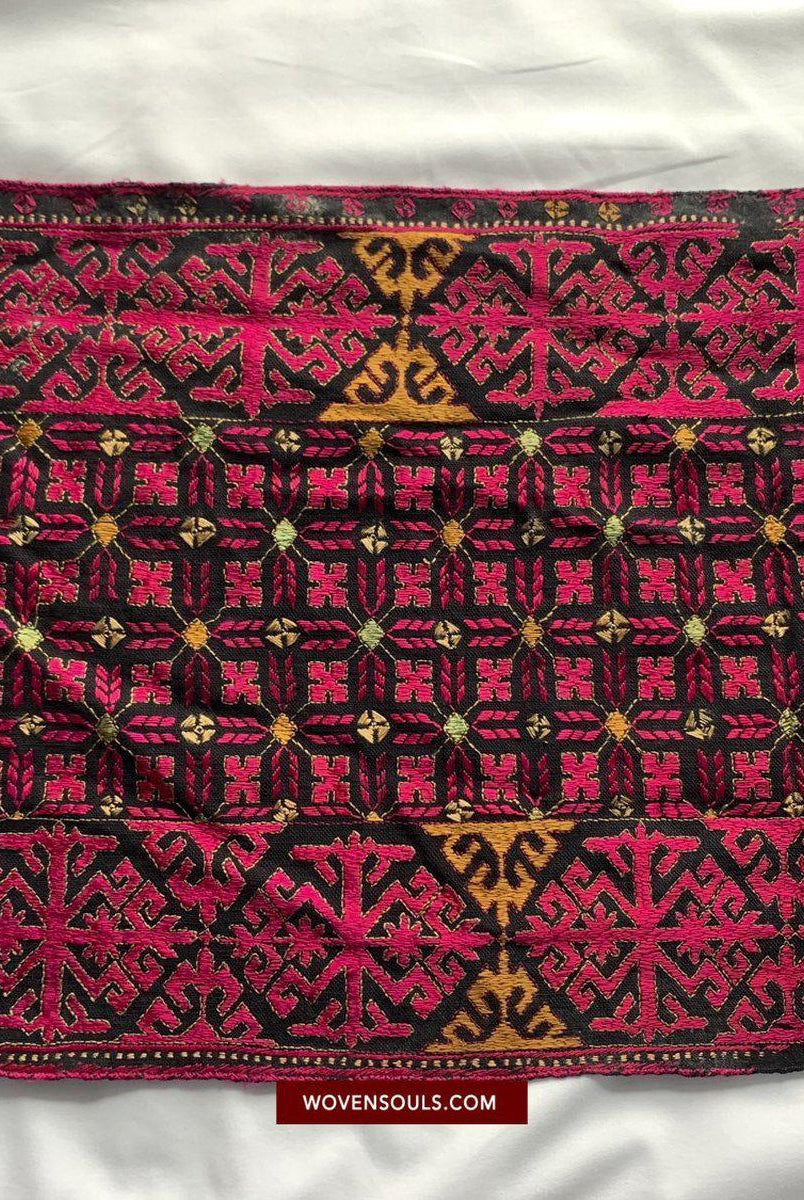 Pannello turbante in tessuto antico del 1351 con ricamo da Kohistan / Swat-WOVENSOULS-Arredamento artistico-tessile-vintage-antico