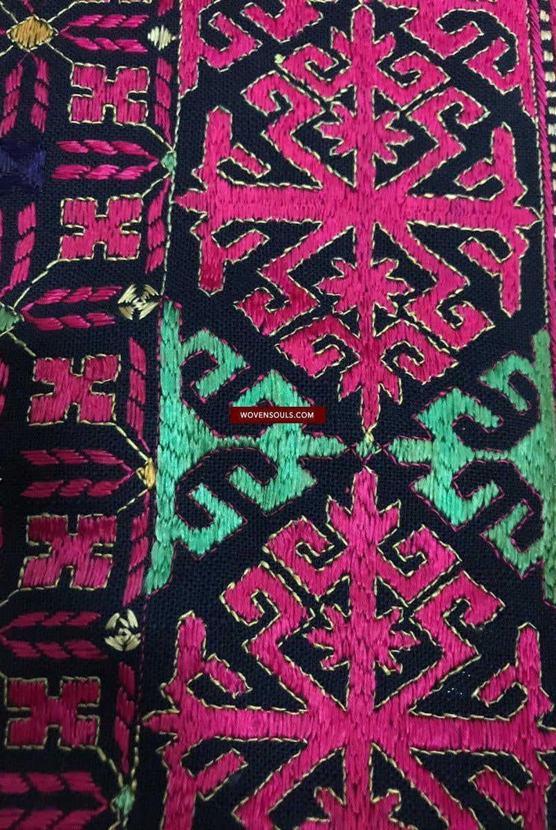 Pannello turbante in tessuto antico del 1351 con ricamo da Kohistan / Swat-WOVENSOULS-Arredamento artistico-tessile-vintage-antico