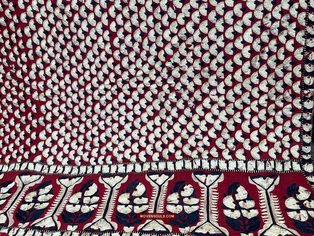 1364 Superb Antique Sindh Odhana Abochani Wedding Shawl - Deep Red Base-WOVENSOULS Antique Textiles & Art Gallery