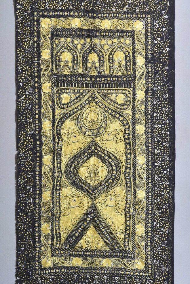 1397 Offrande cérémonielle antique du Deccan Phulkari Textile - Motifs Lions-WOVENSOULS-Antique-Vintage-Textiles-Art-Décor