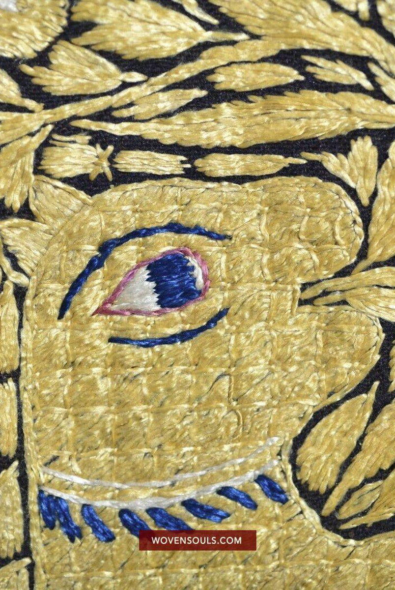 1397 Antique Deccan Ceremonial Offering Phulkari Textile - Lion Motifs-WOVENSOULS-Antique-Vintage-Textiles-Art-Decor