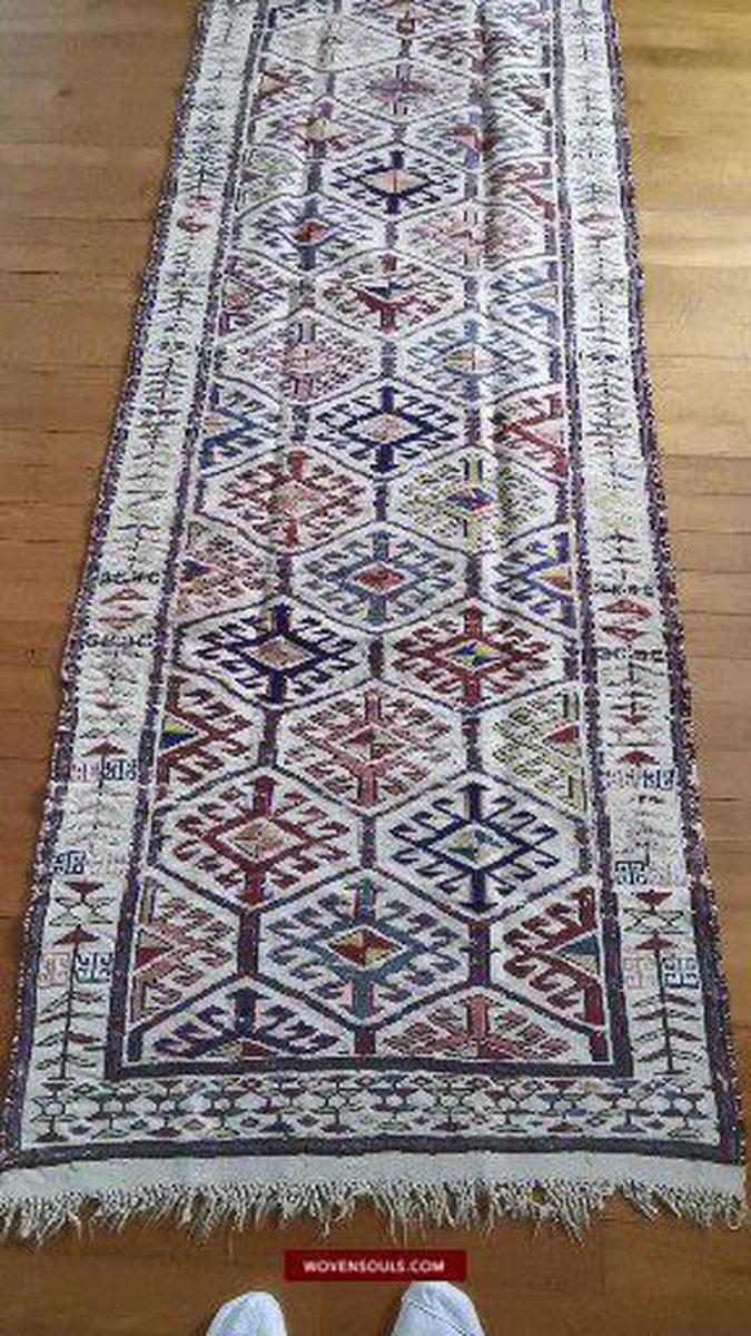1401 Antiker kaukasischer weißer Feld-Sumach-Sumach-Sumach-Teppich-WOVENSOULS-Antike-Vintage-Textilien-Kunst-Dekor