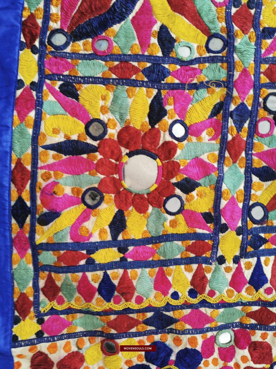1415 Vintage Hand Embroidery Home Decor Wall Art Gujarat-WOVENSOULS-Antique-Vintage-Textiles-Art-Decor