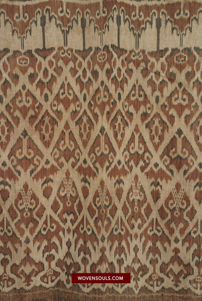 1450 VERKAUFT Antikes Iban Ikat Pua Kumbu gewebtes Textil mit menschlichen Figuren - Saribas, Sarawak-WOVENSOULS-Antike-Vintage-Textilien-Kunst-Dekor