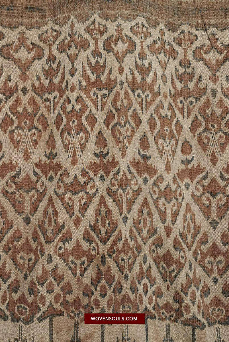 1450 VERKAUFT Antikes Iban Ikat Pua Kumbu gewebtes Textil mit menschlichen Figuren - Saribas, Sarawak-WOVENSOULS-Antike-Vintage-Textilien-Kunst-Dekor