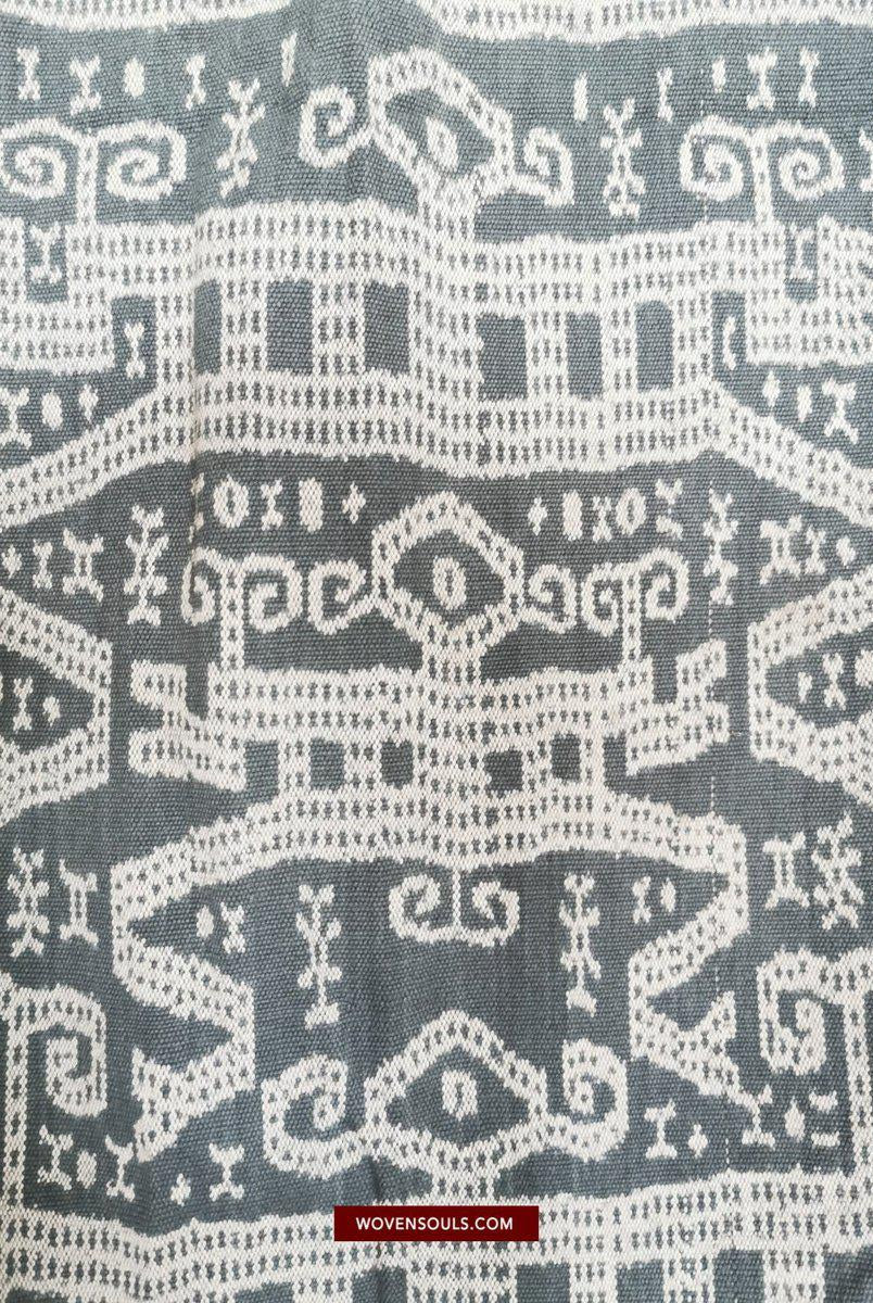 1451 Alter figurativer Ikat Timor mit anthropomorphen Figuren-WOVENSOULS-Antike-Vintage-Textilien-Kunst-Dekor