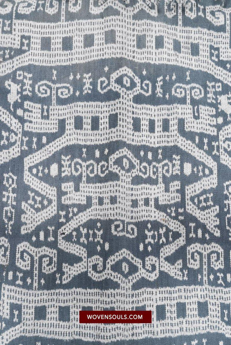 1451 Alter figurativer Ikat Timor mit anthropomorphen Figuren-WOVENSOULS-Antike-Vintage-Textilien-Kunst-Dekor