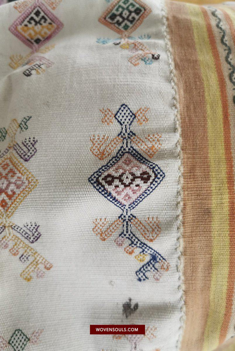 1453 Alter figurativer Ikat Selimut aus Ayotupas Timor mit Eidechsenarten-WOVENSOULS-Antike-Vintage-Textilien-Kunst-Dekor