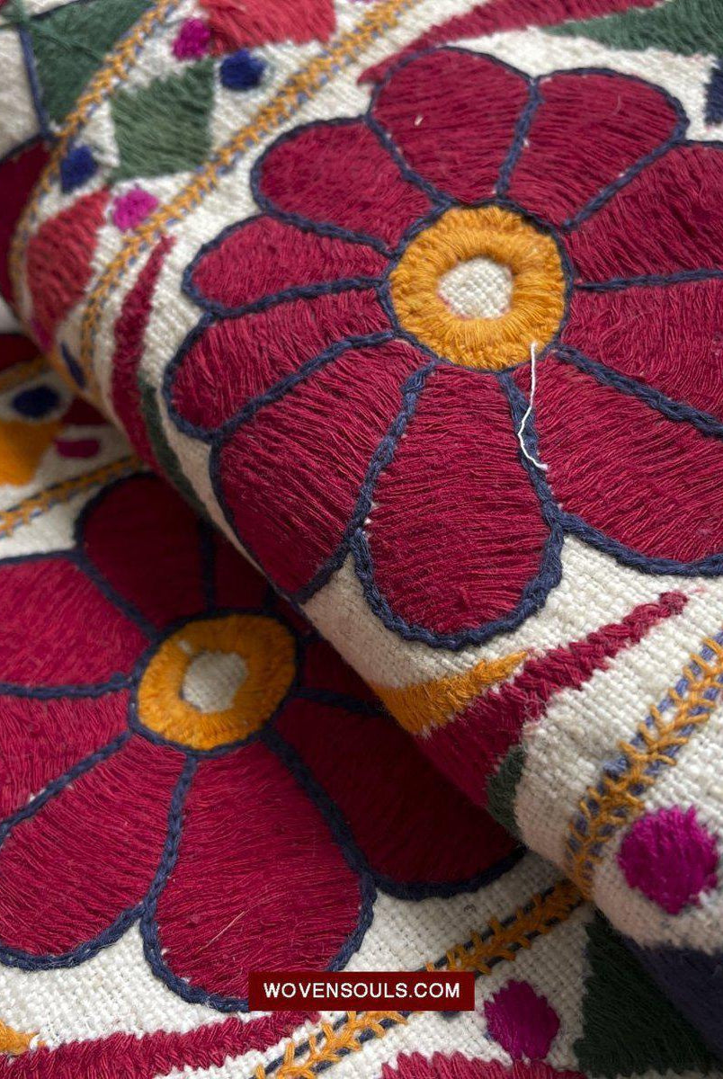 1553 Long Vintage White Panel with Embroidery from Gujarat-WOVENSOULS-Antique-Vintage-Textiles-Art-Decor