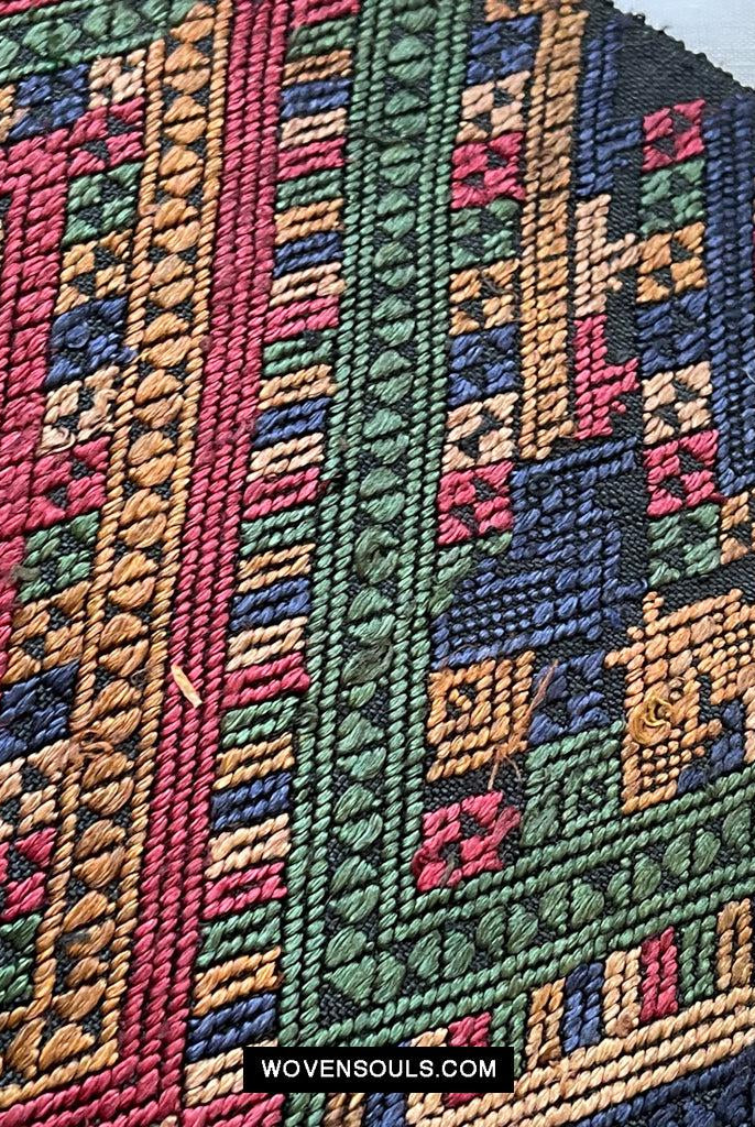 1572 Tessitura cerimoniale di seta vintageArte tessile dal Laos-WOVENSOULS Tessuti antichi e Galleria d'arte