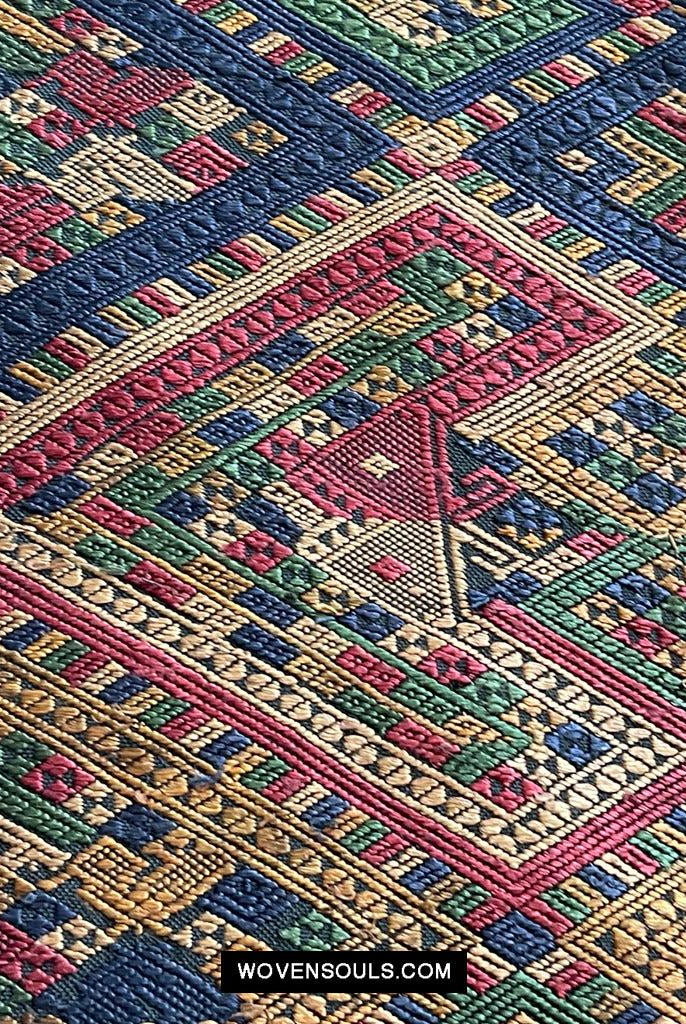 1572 Tessitura cerimoniale di seta vintageArte tessile dal Laos-WOVENSOULS Tessuti antichi e Galleria d'arte