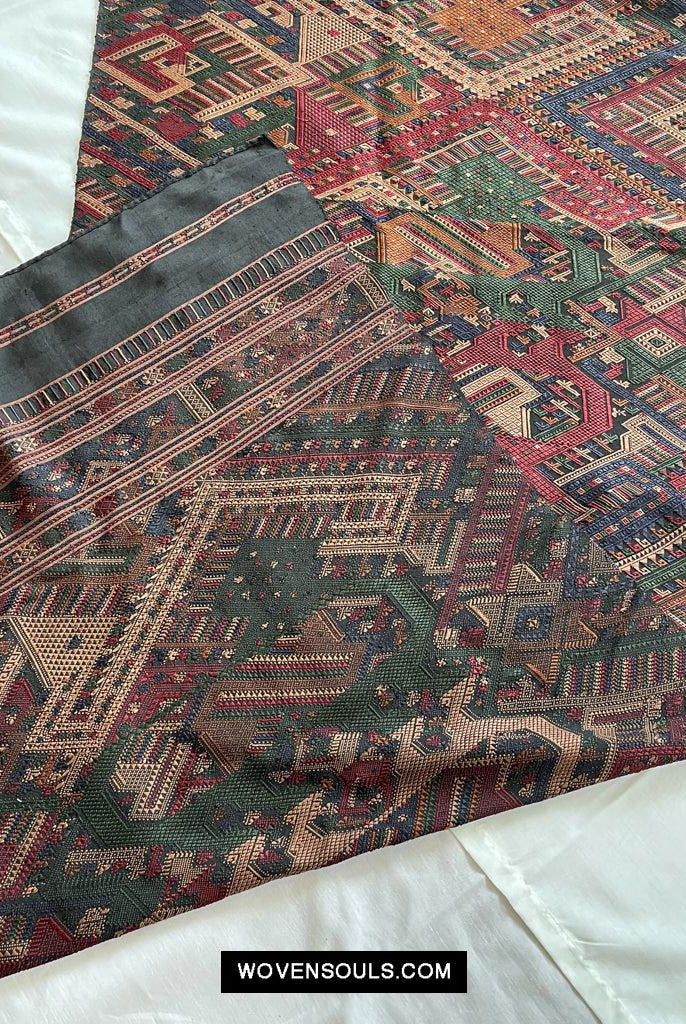 1573 Tessitura cerimoniale di seta vintageArte tessile dal Laos-WOVENSOULS Tessuti antichi e Galleria d'arte