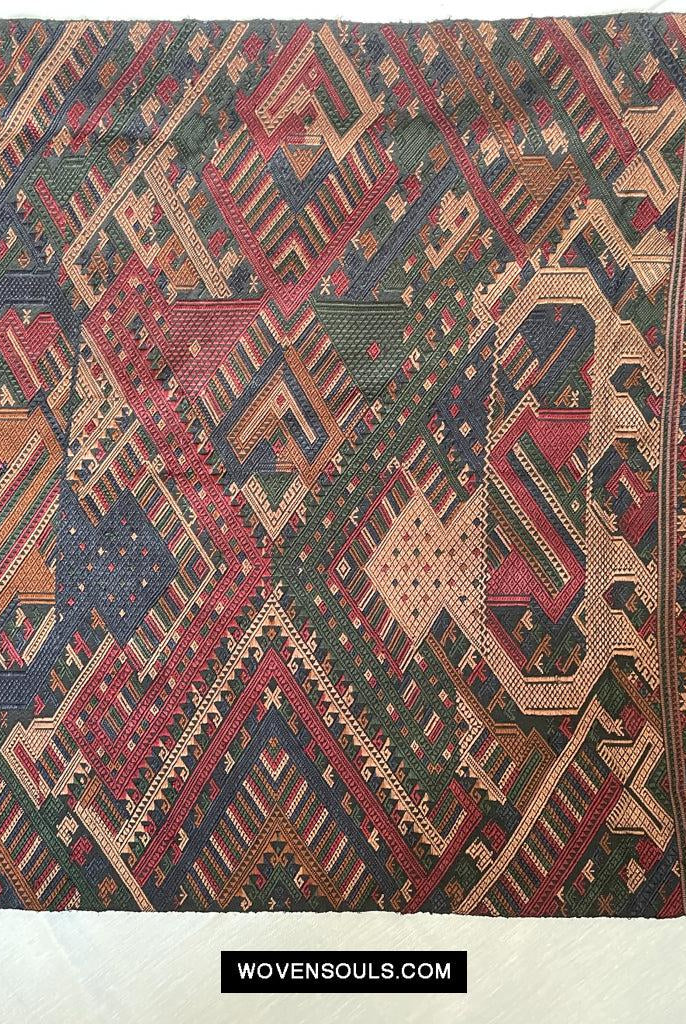 1573 Tessitura cerimoniale di seta vintageArte tessile dal Laos-WOVENSOULS Tessuti antichi e Galleria d'arte