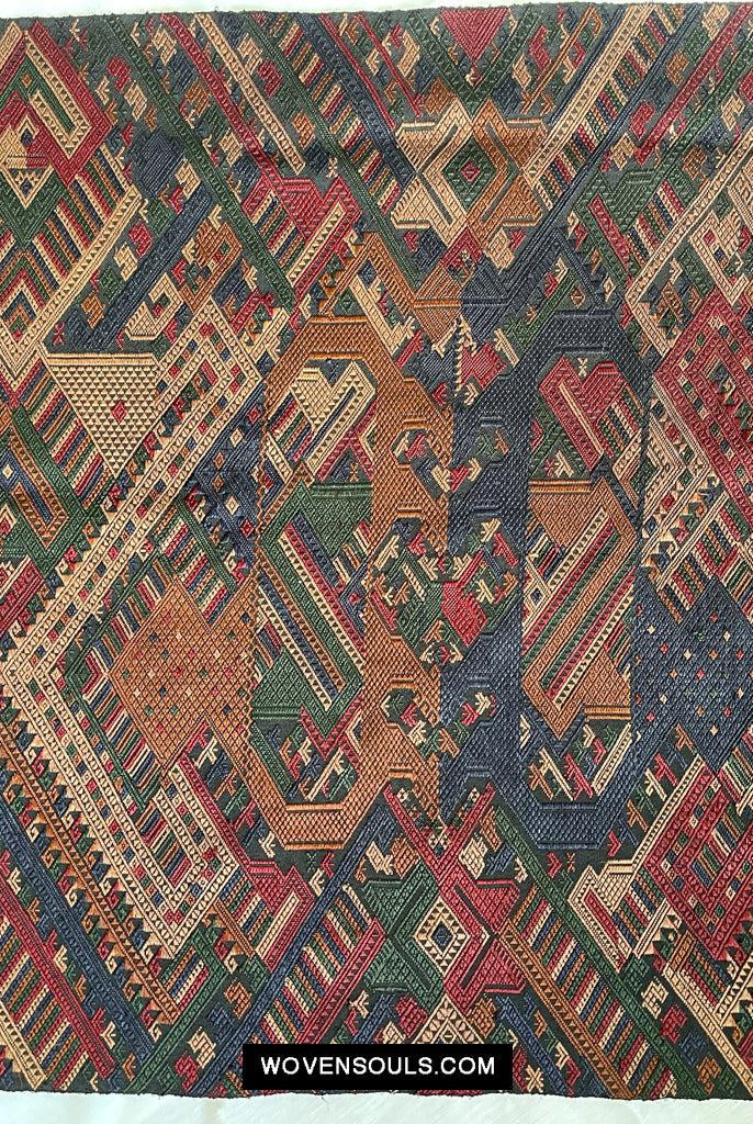 1573 Tessitura cerimoniale di seta vintageArte tessile dal Laos-WOVENSOULS Tessuti antichi e Galleria d'arte