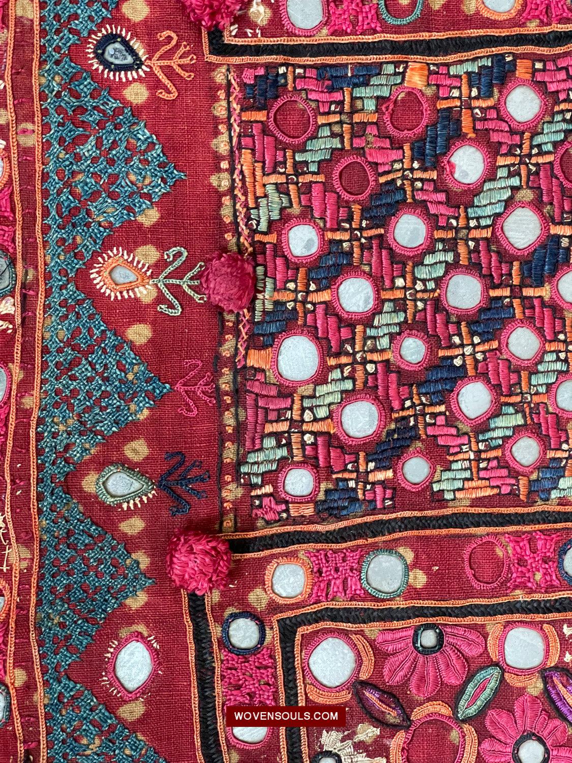 1605 SOLD Old Thar Rajasthan Wedding Odhana Shawl - Embroidery Bandhini & Mirrorwork-WOVENSOULS Antique Textiles & Art Gallery