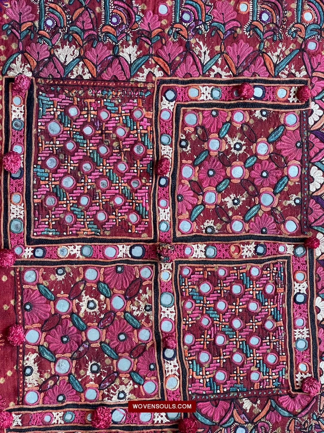 1605 SOLD Old Thar Rajasthan Wedding Odhana Shawl - Embroidery Bandhini & Mirrorwork-WOVENSOULS Antique Textiles & Art Gallery