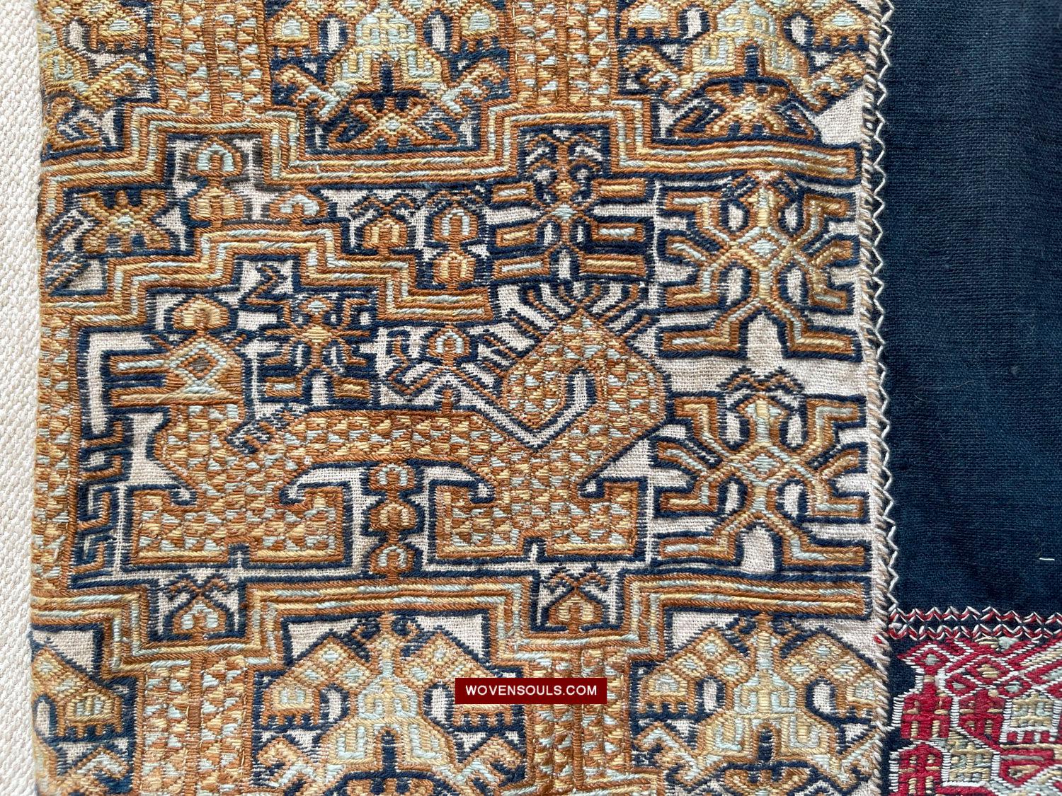 1617 Museum-Quality Old Chinese Hainan Run Li Ethnic Minority Woven Tunic Jacket-WOVENSOULS Antique Textiles & Art Gallery