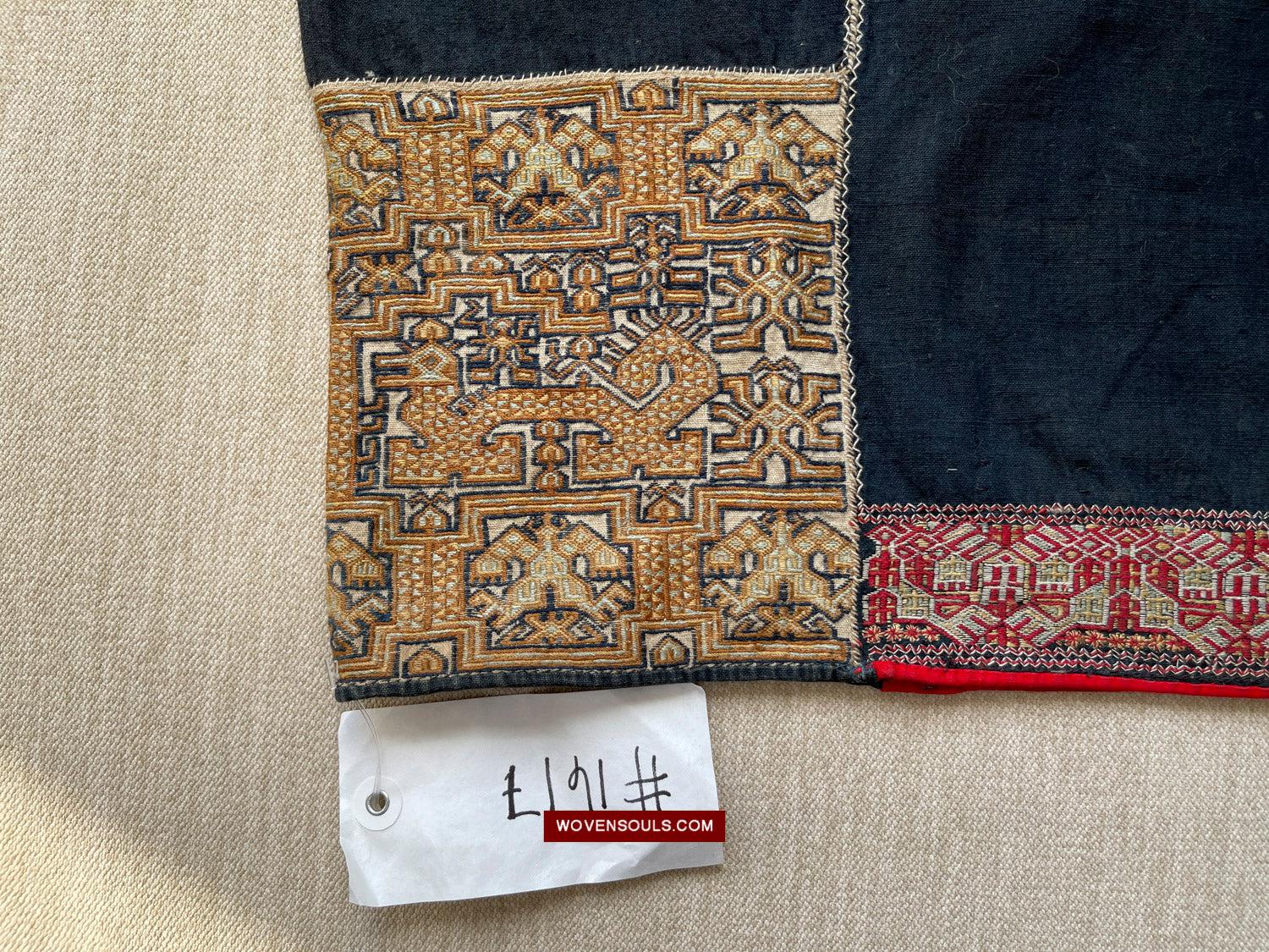 1617 Museum-Quality Old Chinese Hainan Run Li Ethnic Minority Woven Tunic Jacket-WOVENSOULS Antique Textiles & Art Gallery