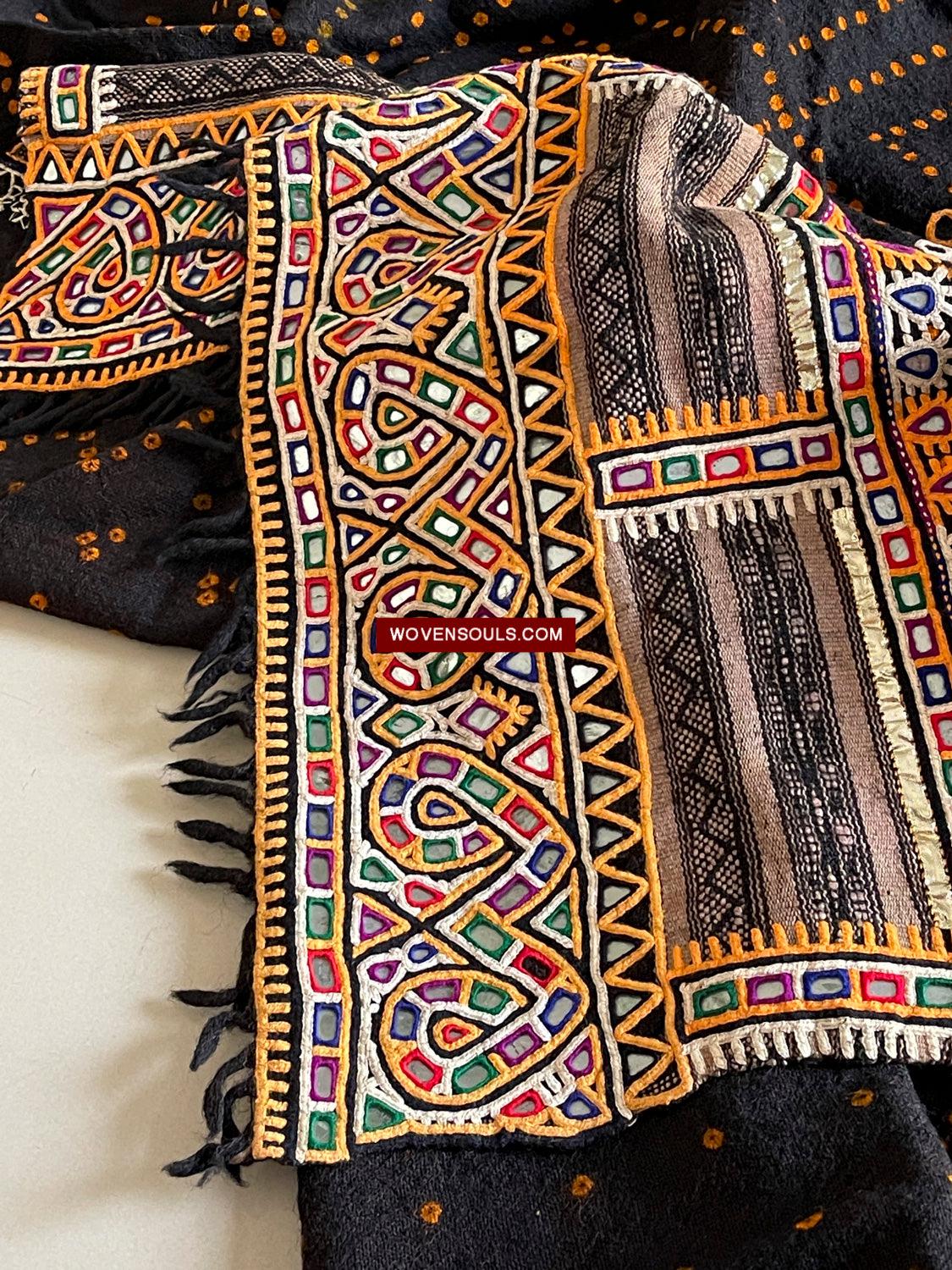 1627 Rabari Ludhi Wedding Shawl Tie-dye & Embroidery 9 florets-WOVENSOULS Antique Textiles & Art Gallery