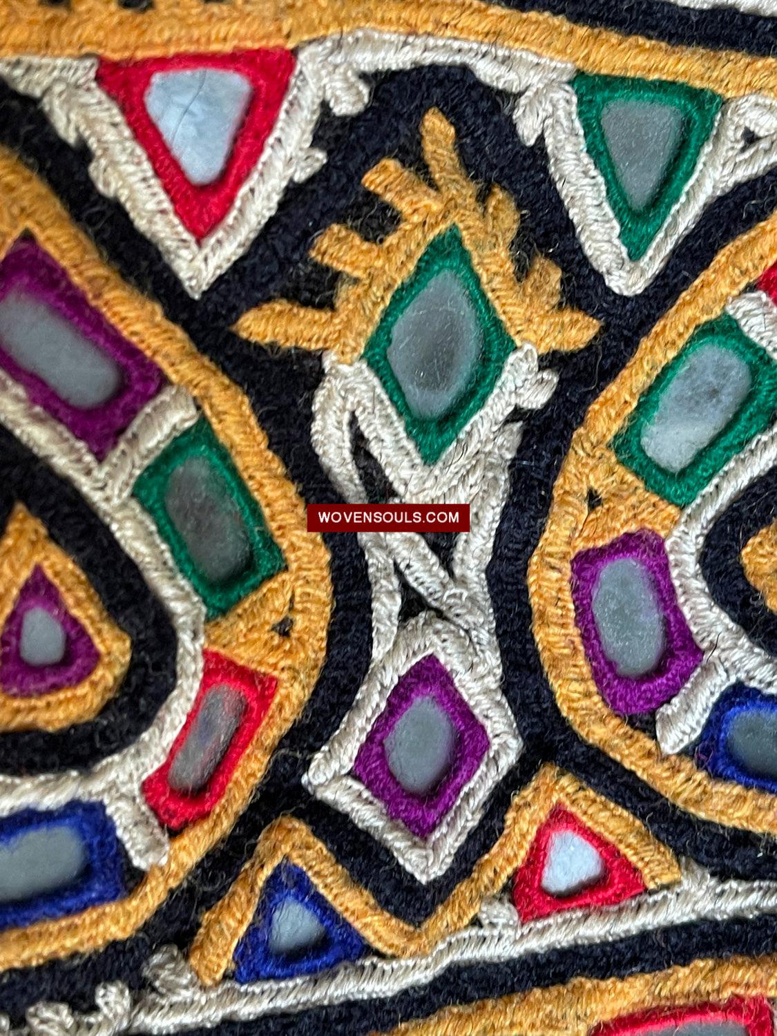 1627 Rabari Ludhi Wedding Shawl Tie-dye & Embroidery 9 florets-WOVENSOULS Antique Textiles & Art Gallery