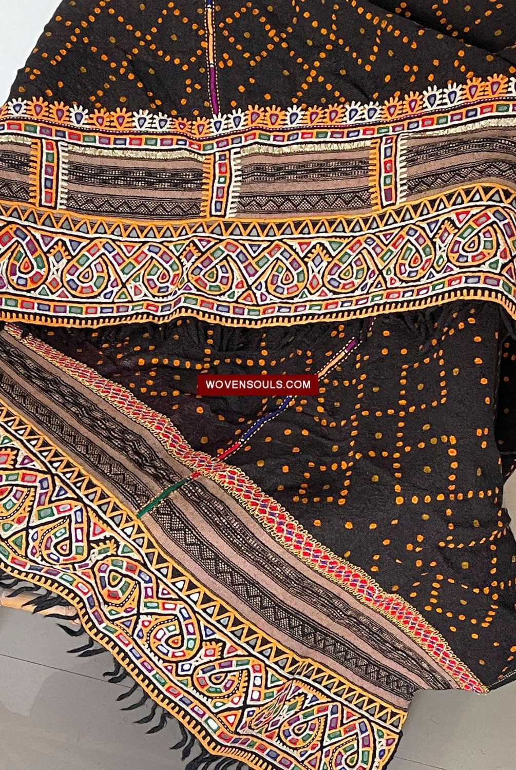 1627 Rabari Ludhi Wedding Shawl Tie-dye & Embroidery 9 florets-WOVENSOULS Antique Textiles & Art Gallery