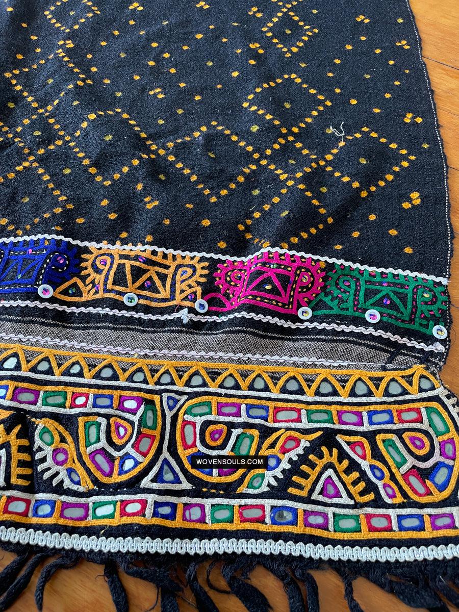 1628 Rabari Ludhi Wedding Shawl Tie-dye & Embroidery 11 florets-WOVENSOULS Antique Textiles & Art Gallery