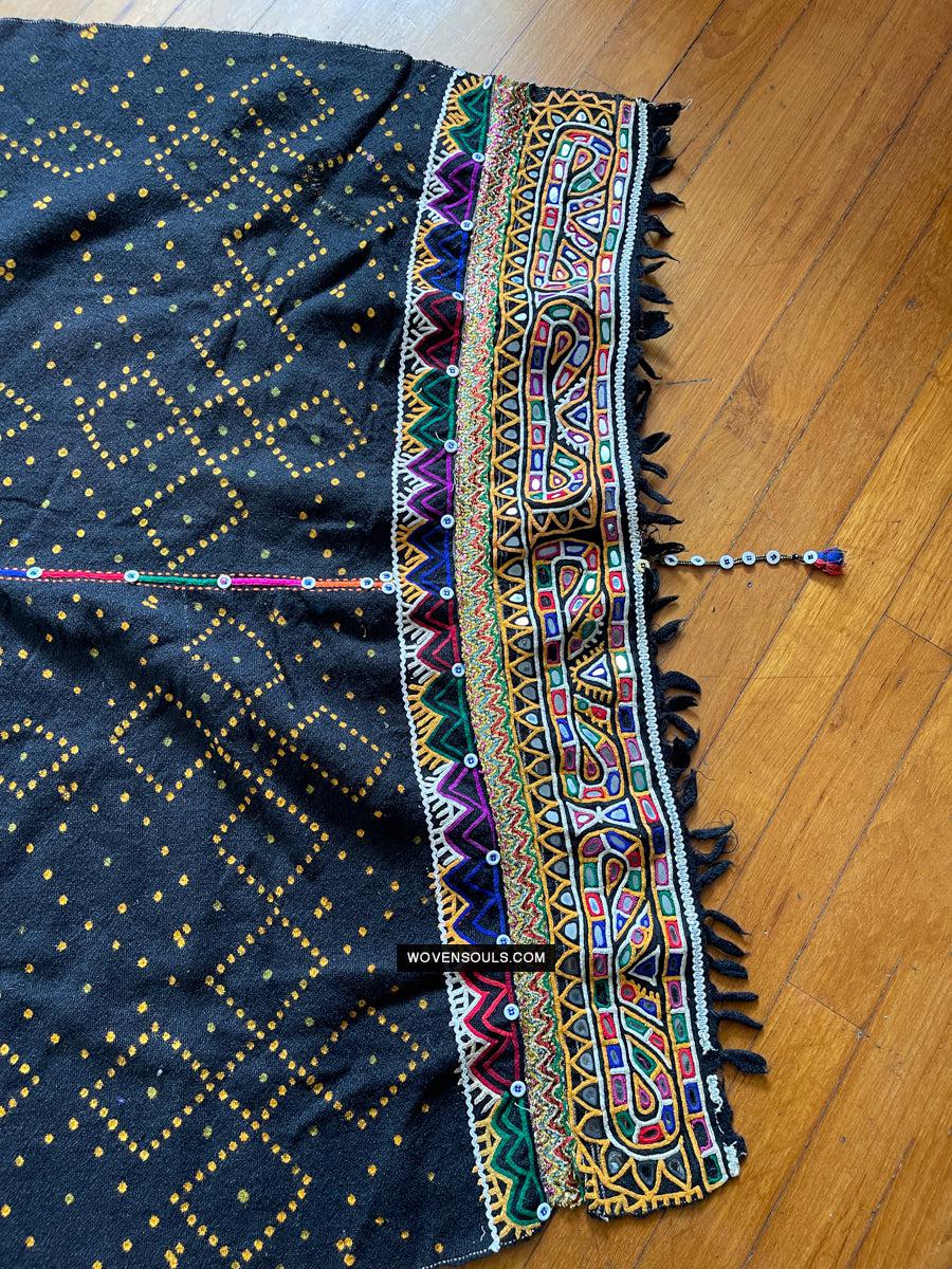 1628 Rabari Ludhi Wedding Shawl Tie-dye & Embroidery 11 florets-WOVENSOULS Antique Textiles & Art Gallery