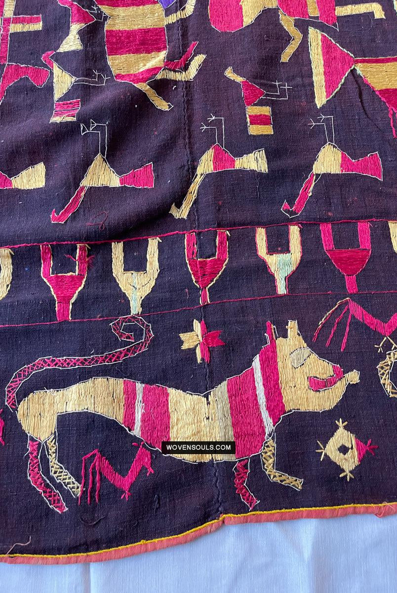 1673 Seltener Sainchi Phulkari Stickereitextilien aus Punjab-WOVENSOULS Galerie für antike Textilien und Kunst