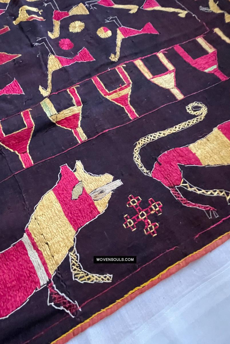 1673 Seltener Sainchi Phulkari Stickereitextilien aus Punjab-WOVENSOULS Galerie für antike Textilien und Kunst