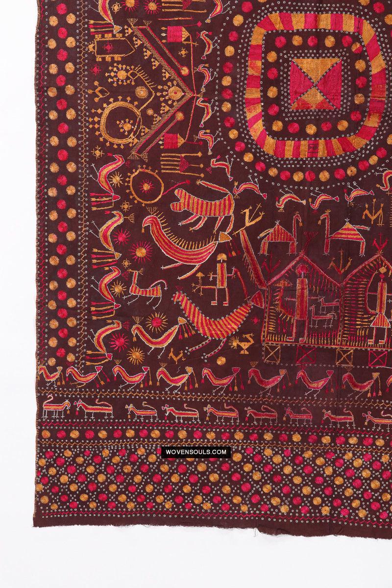 1674 Rare Sainchi Phulkari Embroidery Textile from Punjab-WOVENSOULS Antique Textiles & Art Gallery