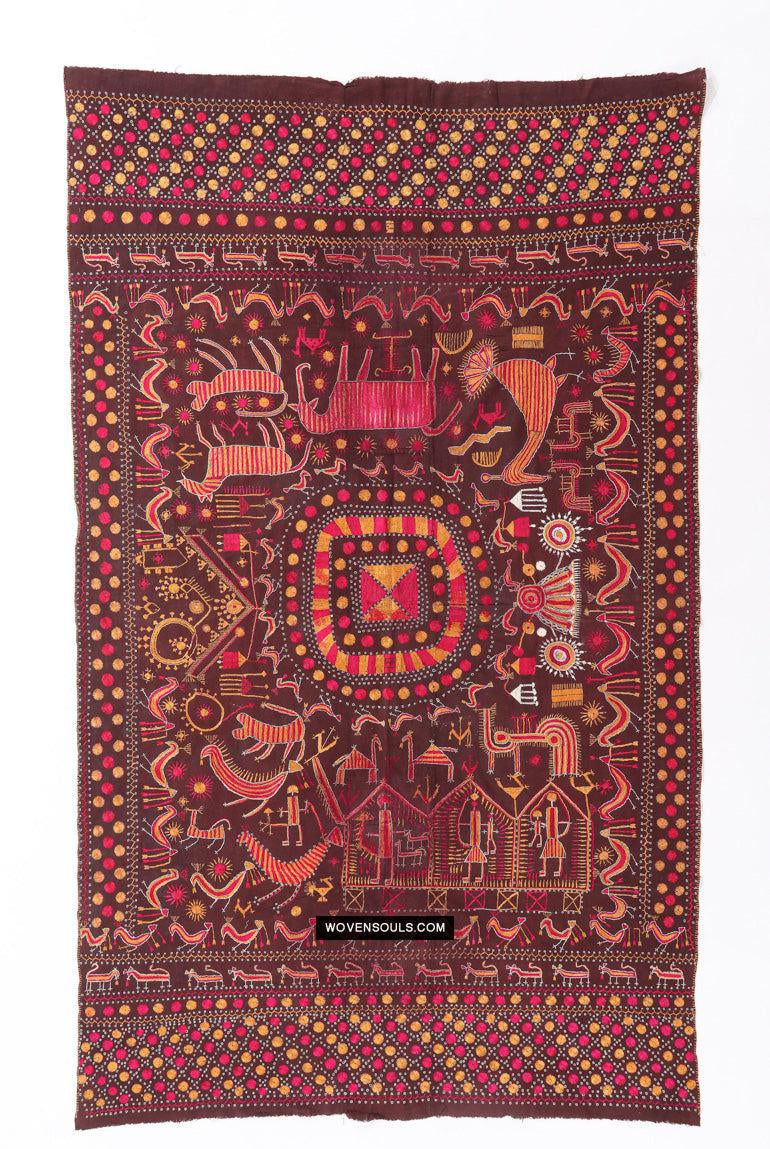 1674 Seltener Sainchi Phulkari Stickereitextilien aus Punjab-WOVENSOULS Galerie für antike Textilien und Kunst