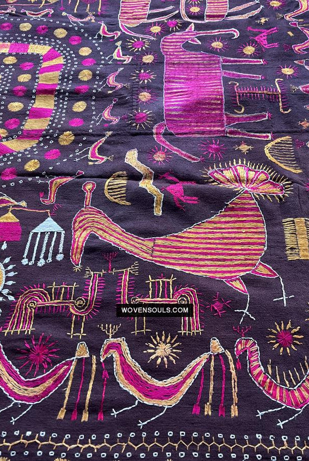 1674 Seltener Sainchi Phulkari Stickereitextilien aus Punjab-WOVENSOULS Galerie für antike Textilien und Kunst