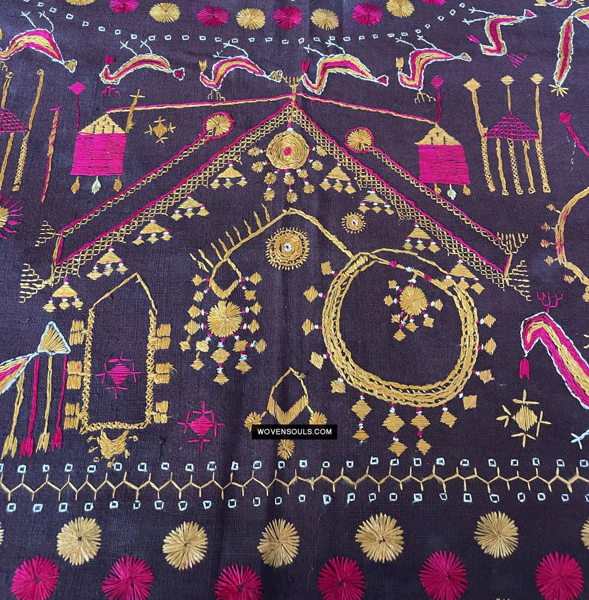 1674 Rare Sainchi Phulkari Embroidery Textile from Punjab-WOVENSOULS Antique Textiles & Art Gallery