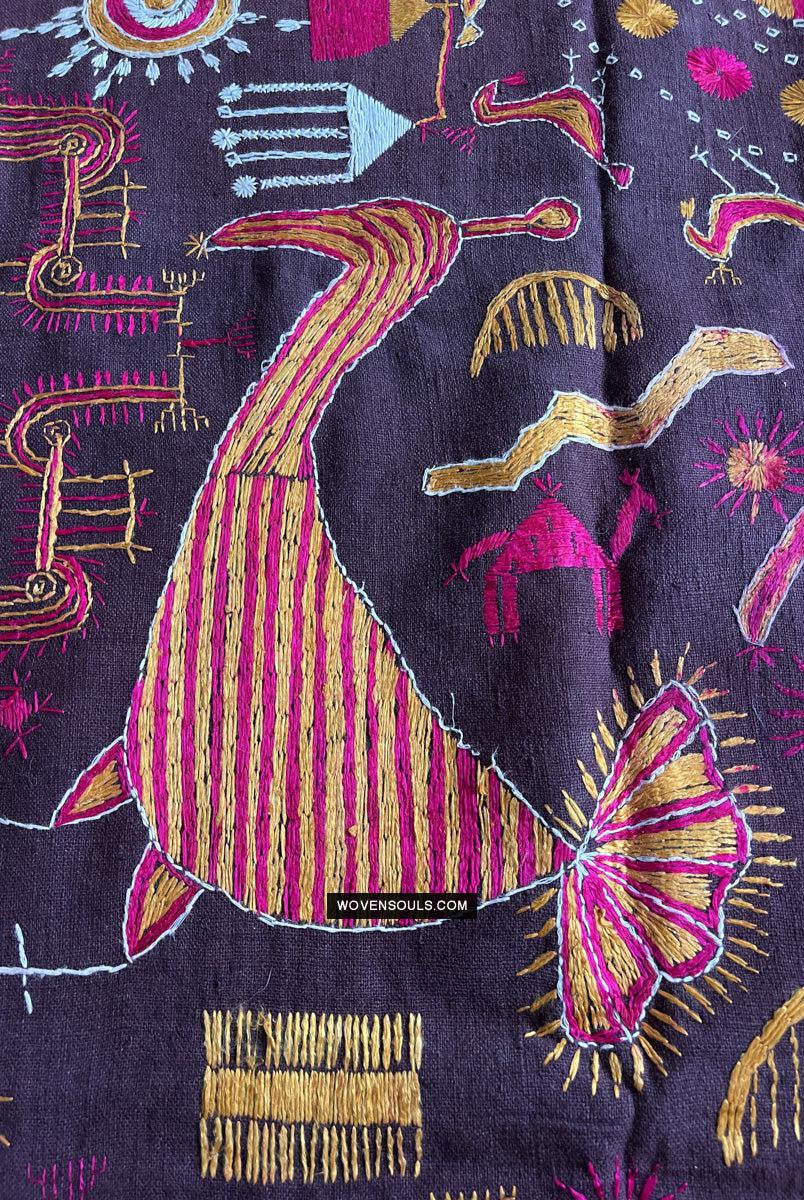 1674 Seltener Sainchi Phulkari Stickereitextilien aus Punjab-WOVENSOULS Galerie für antike Textilien und Kunst
