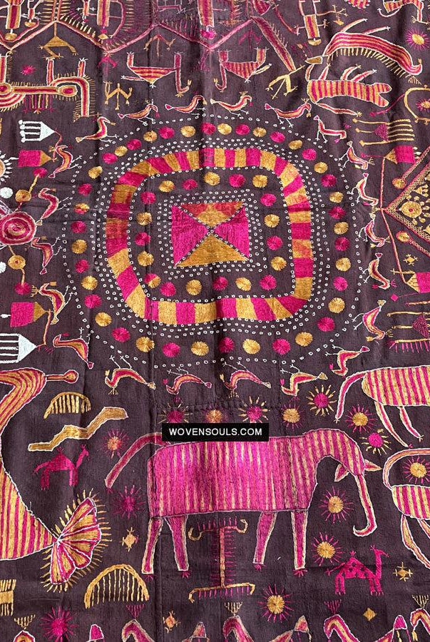 1674 Seltener Sainchi Phulkari Stickereitextilien aus Punjab-WOVENSOULS Galerie für antike Textilien und Kunst
