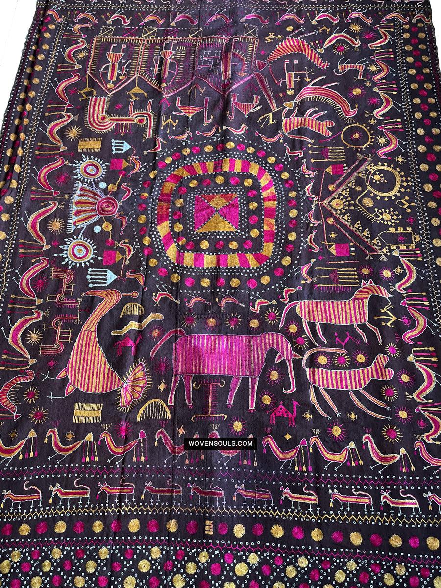 1674 Rare Sainchi Phulkari Embroidery Textile from Punjab-WOVENSOULS Antique Textiles & Art Gallery