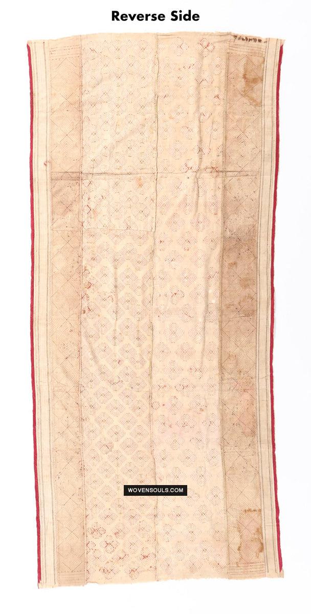 1675 Gorgeous Red & WHite Phulkari Floral Thirma with Borders-WOVENSOULS Antique Textiles & Art Gallery
