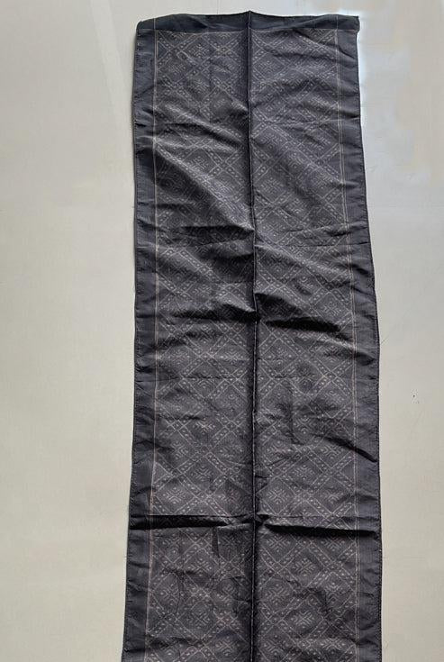 1679 Handgewebter Seiden-Ikat-Schal-Schal-WOVENSOULS Galerie für antike Textilien und Kunst
