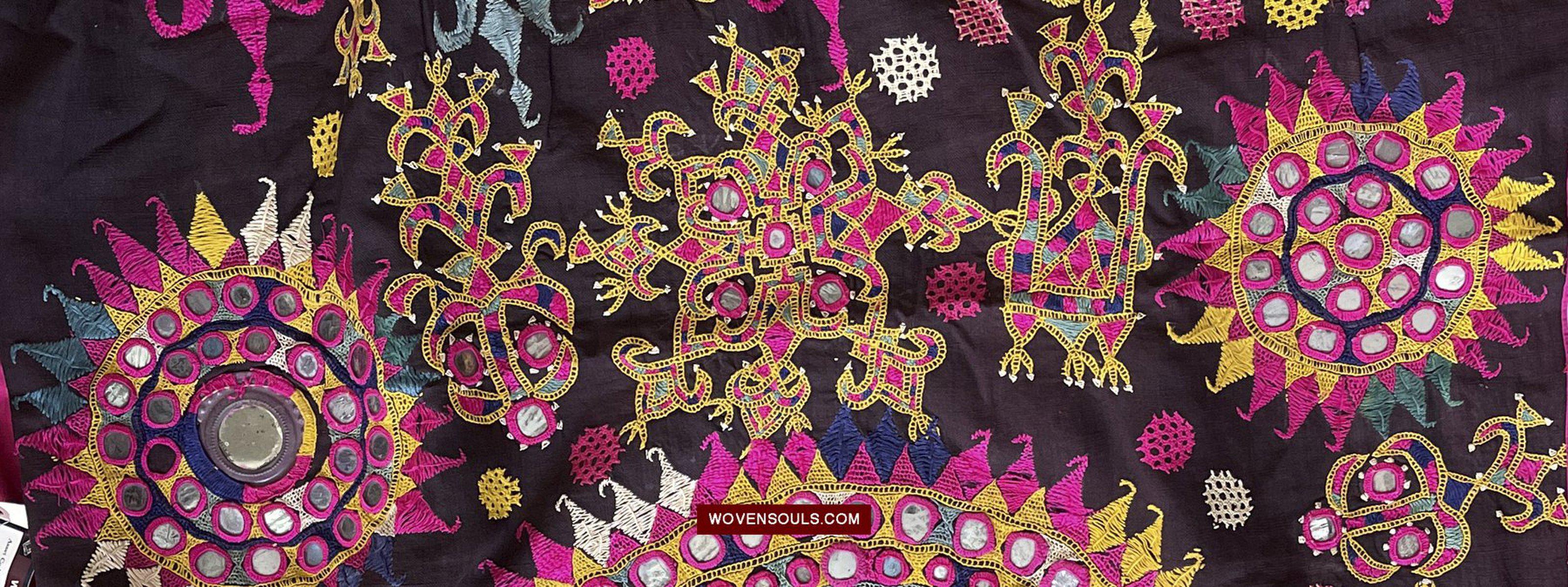 182 Vintage Embroidered Sari Saadlo - Anjhna Patel Community-WOVENSOULS-Antique-Vintage-Textiles-Art-Decor