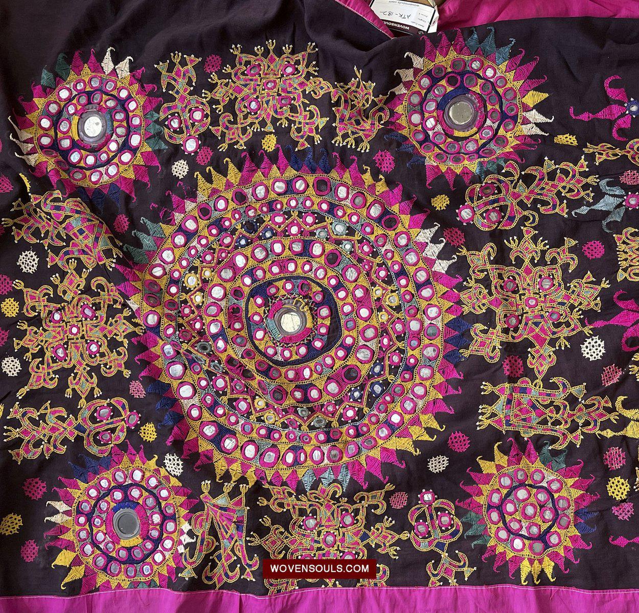 182 Vintage Embroidered Sari Saadlo - Anjhna Patel Community-WOVENSOULS-Antique-Vintage-Textiles-Art-Decor