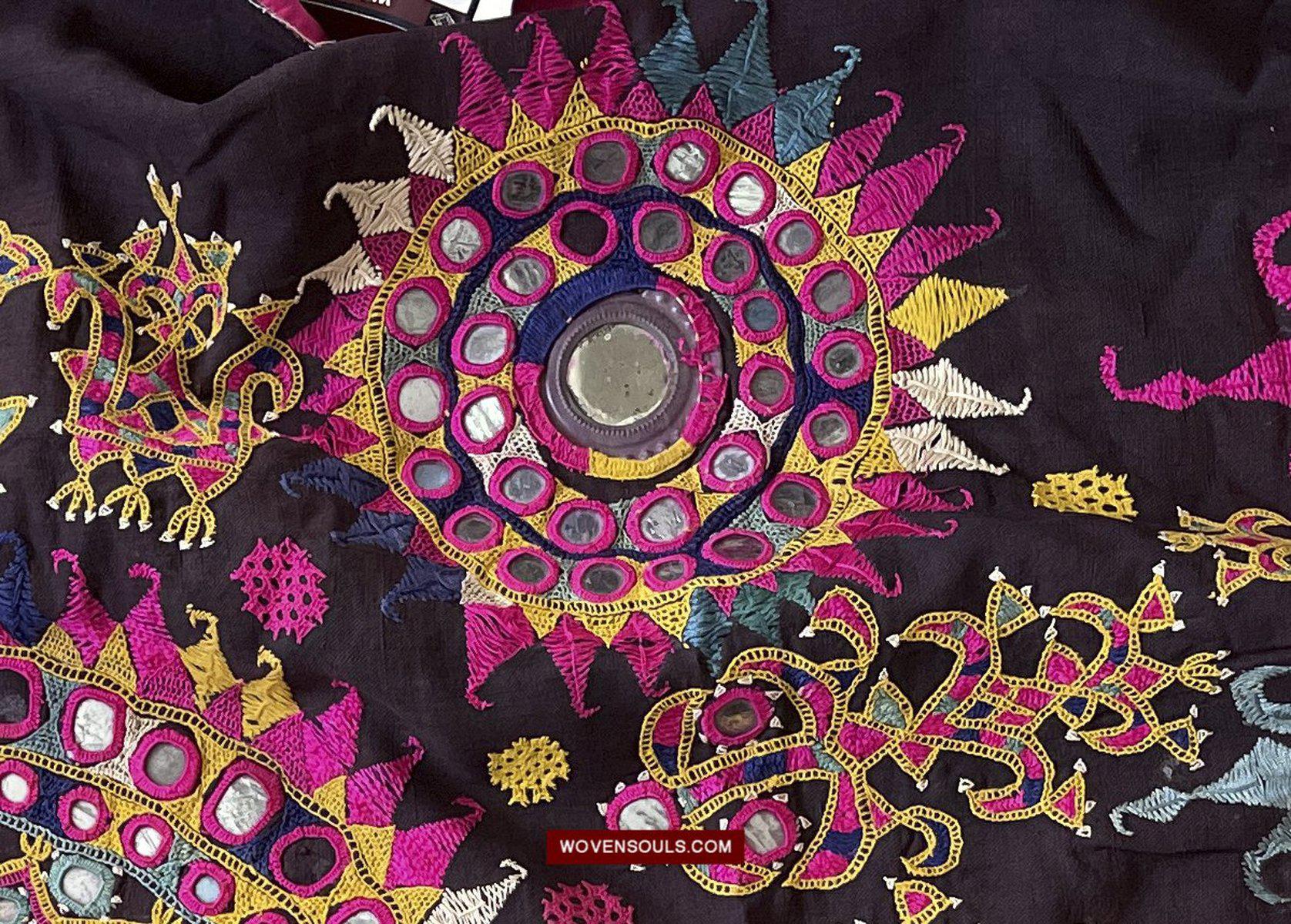 182 Vintage Embroidered Sari Saadlo - Anjhna Patel Community-WOVENSOULS-Antique-Vintage-Textiles-Art-Decor