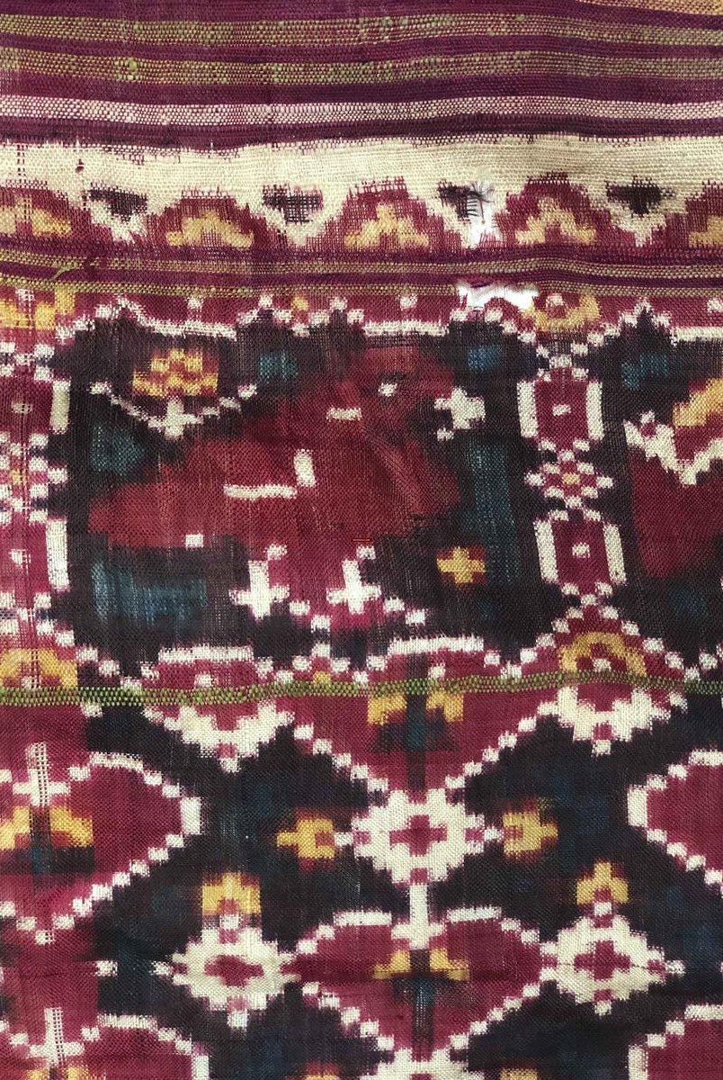196 VERKAUFT - SELTENES altes Weber-Erbstück Patan Patola Doppel-Ikat-Sari-Fragment mit Zari-WOVENSOULS-Antike-Vintage-Textilien-Kunst-Dekor