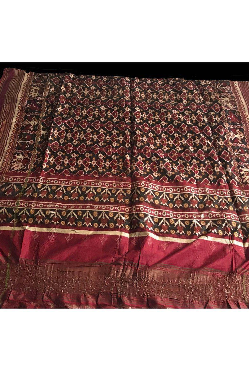 196 VERKAUFT - SELTENES altes Weber-Erbstück Patan Patola Doppel-Ikat-Sari-Fragment mit Zari-WOVENSOULS-Antike-Vintage-Textilien-Kunst-Dekor