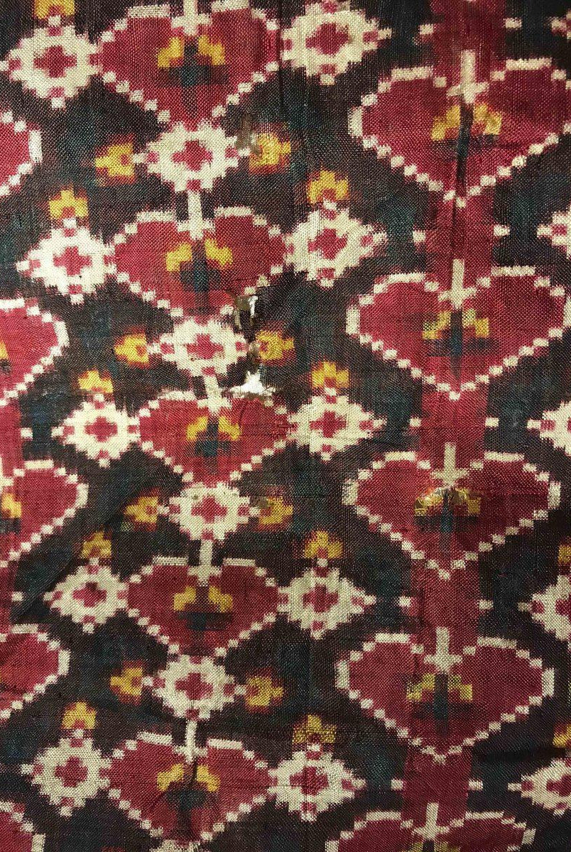 196 VERKAUFT - SELTENES altes Weber-Erbstück Patan Patola Doppel-Ikat-Sari-Fragment mit Zari-WOVENSOULS-Antike-Vintage-Textilien-Kunst-Dekor