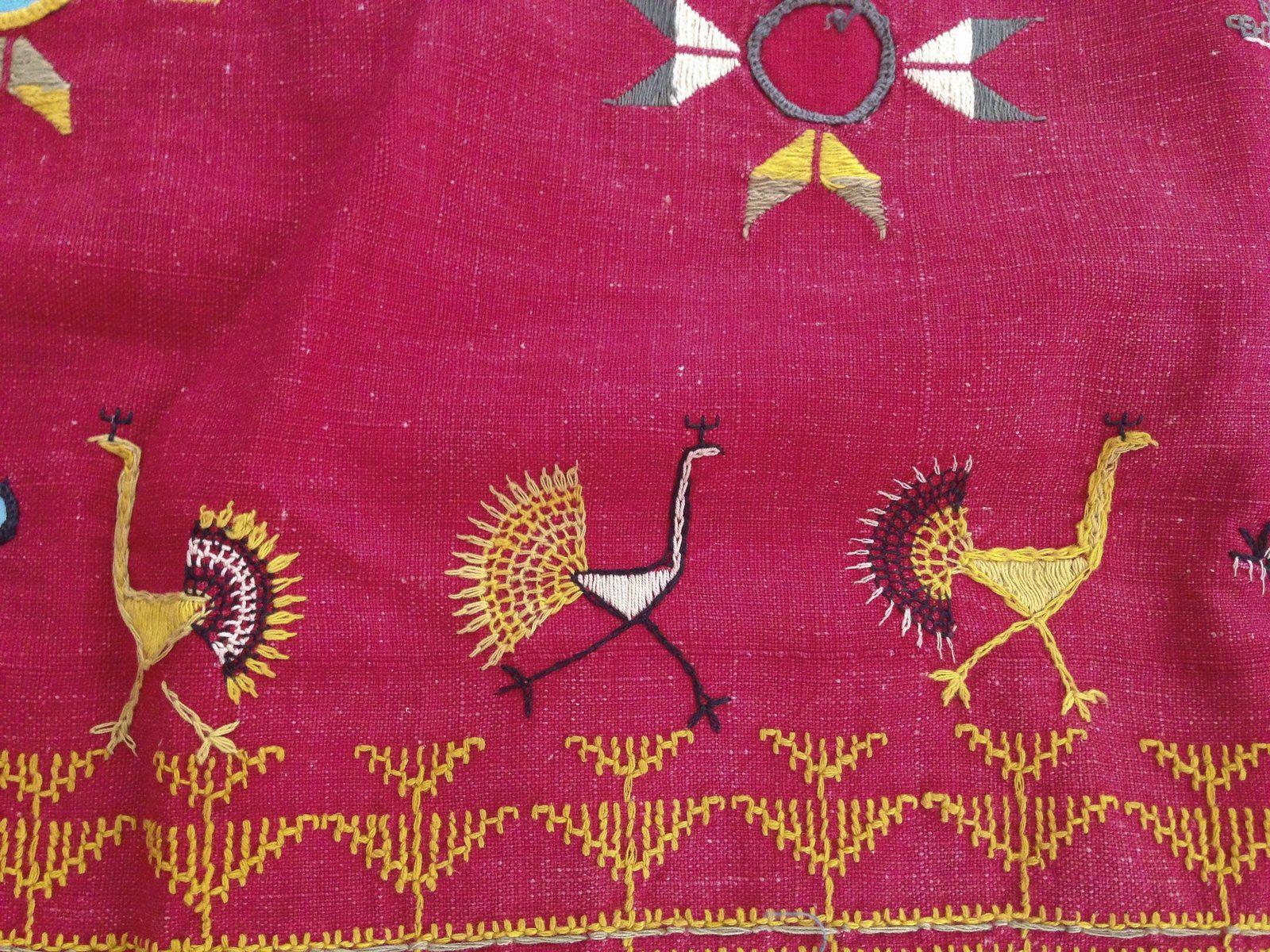 654 Old Wedding Odhana Shawl Rajasthan Indian textile Art - MASTERPIECE-WOVENSOULS-Antique-Vintage-Textiles-Art-Decor