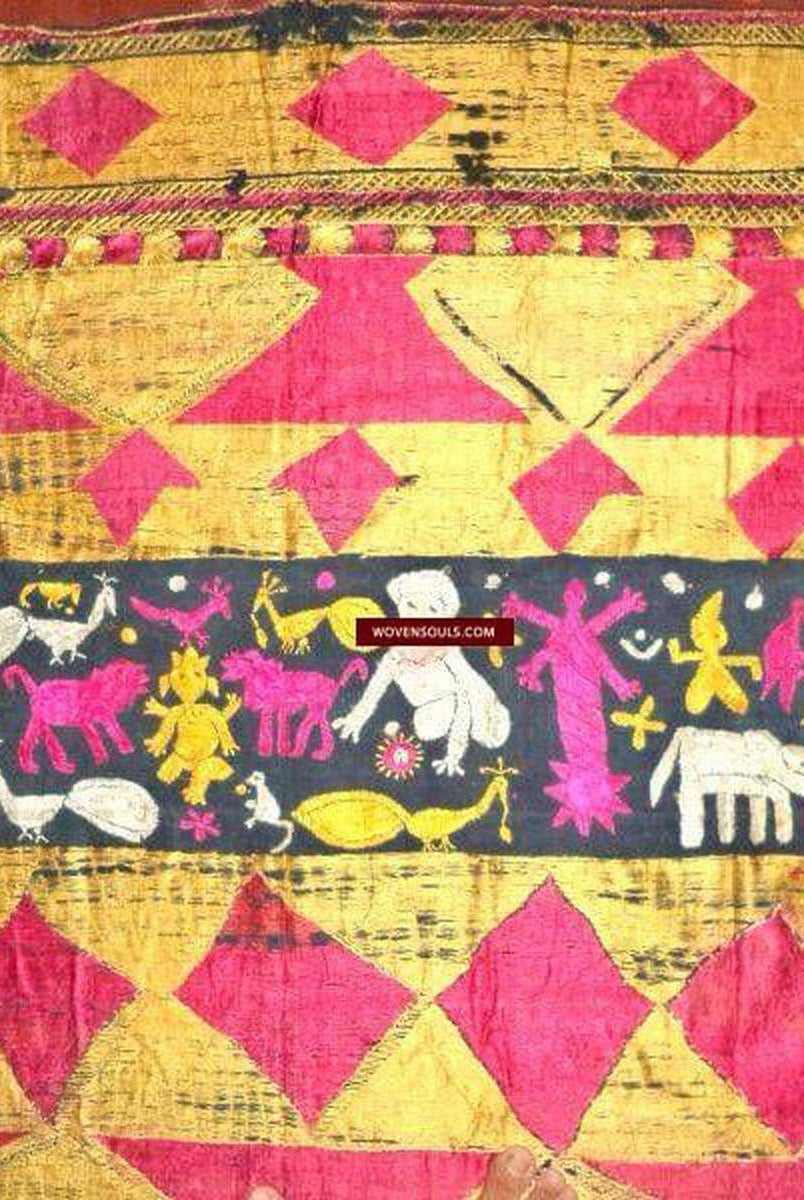 667 SOLD Unusual Rare Sar Pallu Bagh Phulkari Wedding Shawl - Fragment-WOVENSOULS-Antique-Vintage-Textiles-Art-Decor