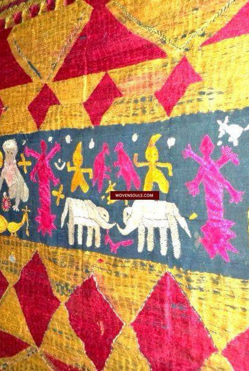 667 SOLD Unusual Rare Sar Pallu Bagh Phulkari Wedding Shawl - Fragment-WOVENSOULS-Antique-Vintage-Textiles-Art-Decor