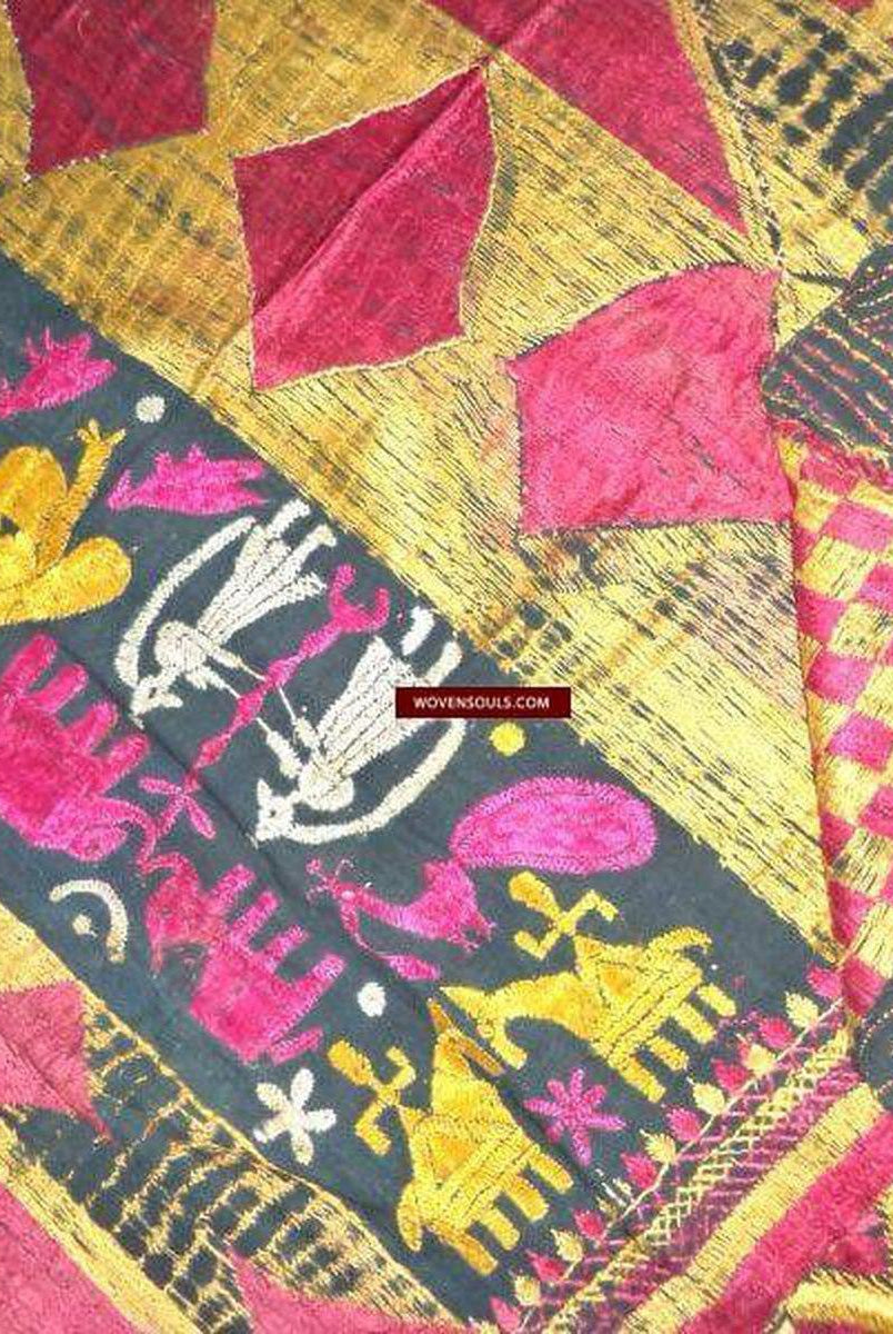 667 SOLD Unusual Rare Sar Pallu Bagh Phulkari Wedding Shawl - Fragment-WOVENSOULS-Antique-Vintage-Textiles-Art-Decor